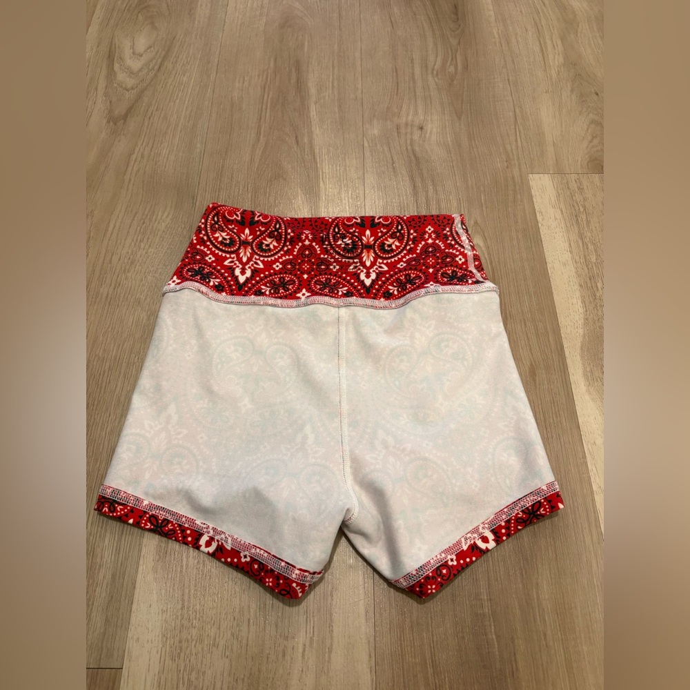 FLEO True High Short - Picture 8 of 9